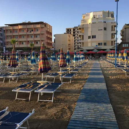 Luxurious Flat Hot Tub Sea View Durres